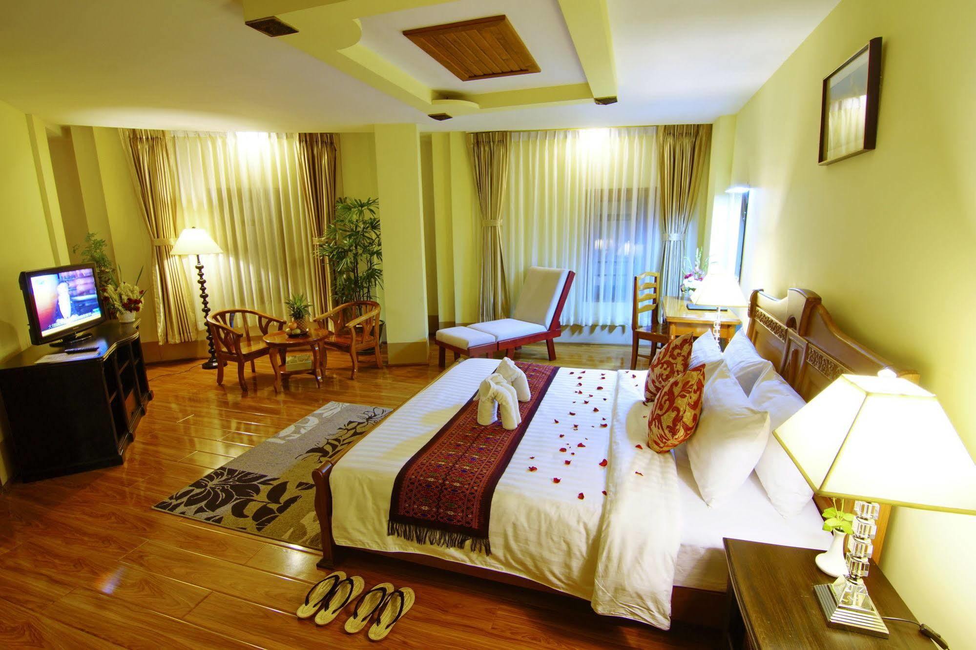 Shwe Ingyinn Hotel Mandalay Luaran gambar